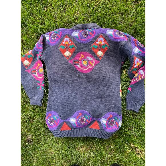 vintage Pier 1 Imports Passport Sweater Size Small - Picture 14 of 16